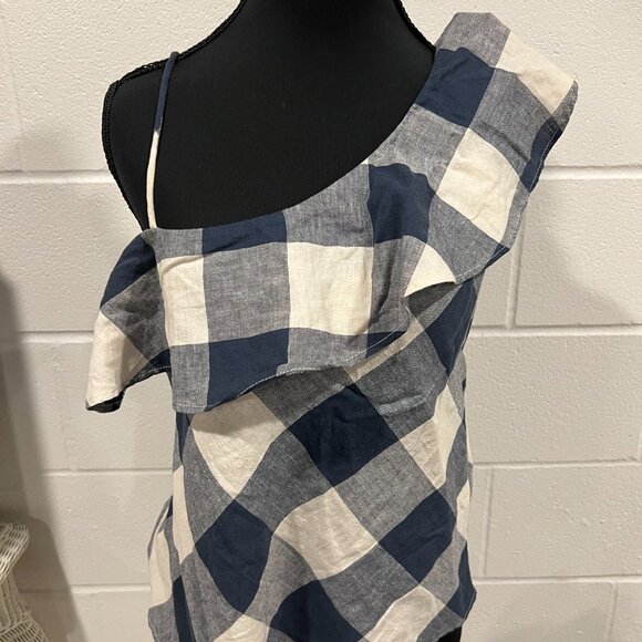 Zara Small One-Shoulder Top – Minimalist Chic Style - Picture 1 of 8